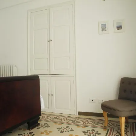 Portoncino46 شقة