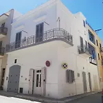 Portoncino46 פולינאנו א מארה